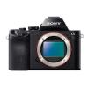 索尼(SONY) ILCE-7R 全画幅微单相机 (24-70mm蔡司镜头 a7R/α7R）赠32G卡，原装包，UV镜，清洁套装