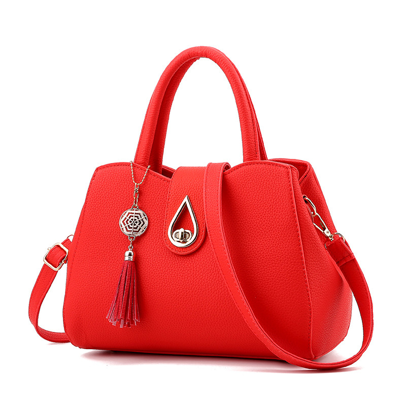 欧美时尚女包手提包单肩斜挎包休闲包锁扣防盗女包定型包中青年女包 红色