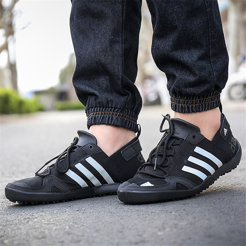 Adidas/阿迪达斯 男鞋 轻便休闲鞋舒适透气运动鞋缓震跑步鞋FX4704 Q21031 40/6.5