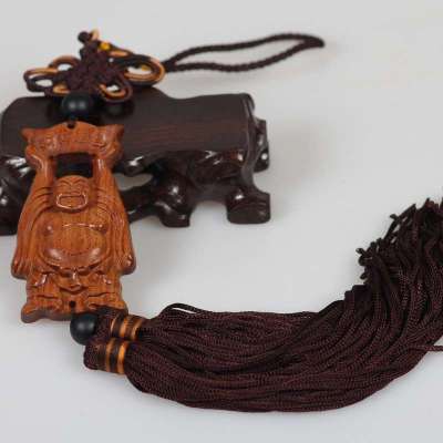 苗丽珠宝 天然梨花木车挂 举元宝弥勒佛汽车挂