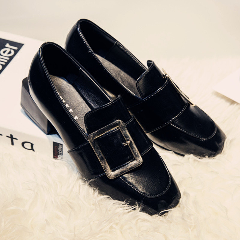 方头百搭小皮鞋女英伦风粗跟中跟单鞋学生皮带