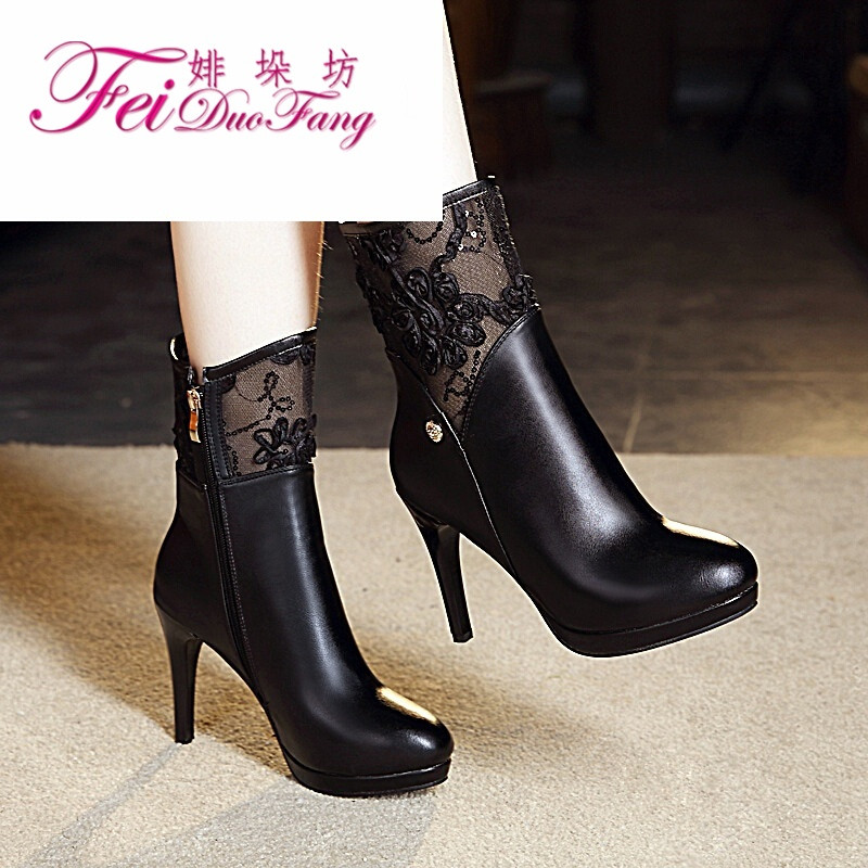 婔垛坊 斯妍新款蕾丝靴子女中筒靴2017秋冬新
