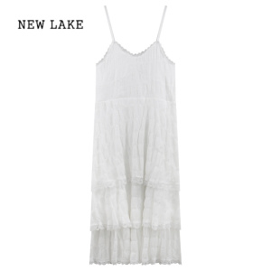 NEW LAKE甜美减龄白色法式吊带连衣裙女装夏季度假风小个子宽松蛋糕长裙子