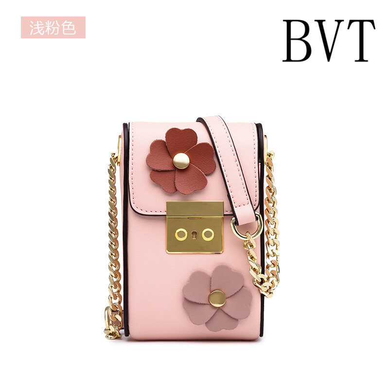 BVT迷你小包斜挎包简约百搭链条包欧美时尚手机包真皮相机包花朵零钱包 浅粉色