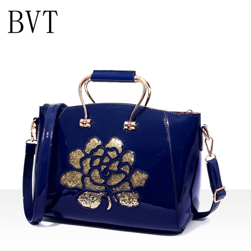 BVT软牛皮中年女包真皮手提斜挎包欧美漆皮妈妈包包印花单肩包 蓝色
