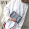BVT刺绣包韩版复古花纹小方包撞色女包包牛仔布女包单肩斜挎包 红色