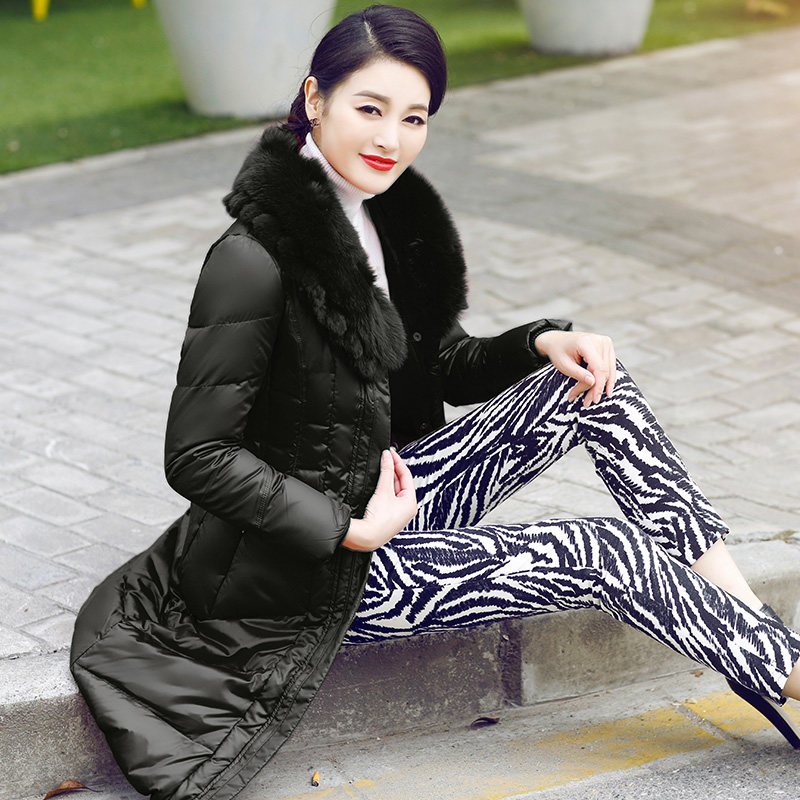 千仞岗2017秋冬新品中长款羽绒服女收腰带毛领修身加厚冬外套1763 160/S 005黑色