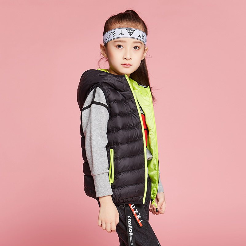千仞岗2017秋冬新款童装羽绒服女童男童连帽撞色羽绒马甲229801 130cm 005魔力黑