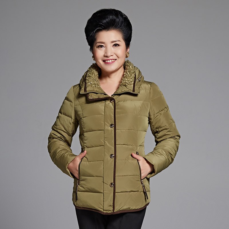 千仞岗冬装新款中老年女装羽绒服加厚大码妈妈装外套19207 180/2XL 541军绿