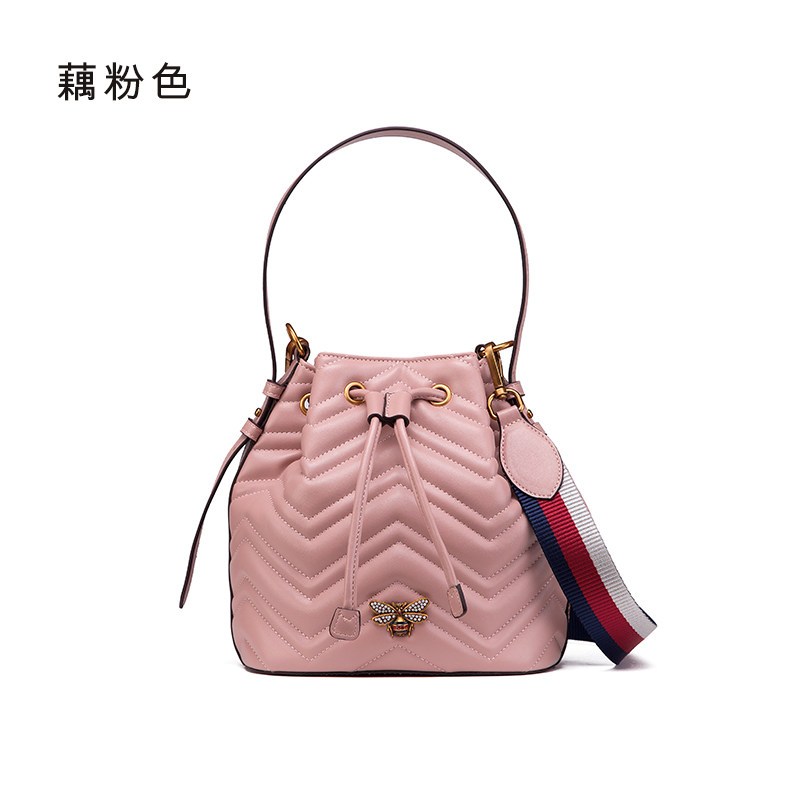 拉菲斯汀2018新款水桶包女斜跨包韩版时尚潮简约百搭个性手提包包_5 藕粉色