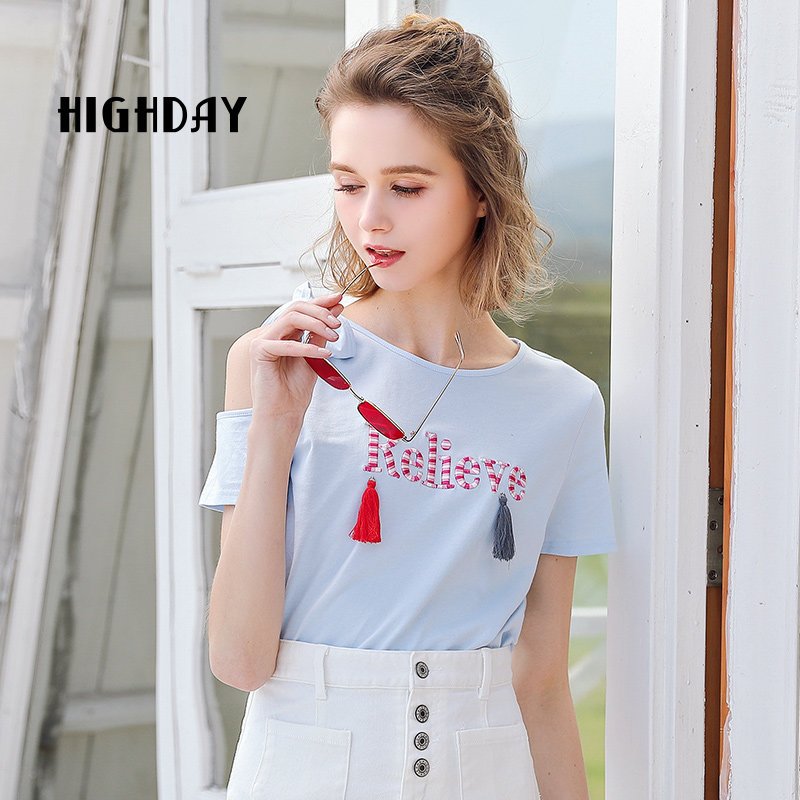 highday轩日2017夏季字母甜美可爱上衣露肩圆领字母T恤女短袖 浅蓝 S