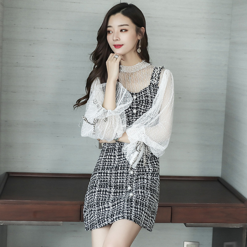 秋装女2018新款套装时尚复古小香风连衣裙灯笼袖透视蕾丝衫两件套 S 黑格