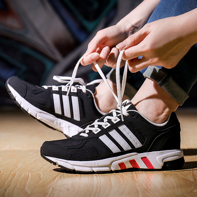阿迪达斯（adidas）运动男女低帮网面轻便透气缓震耐磨休闲跑步鞋AC8595/BY3298 BB8319（女） 11.5（46.5码）