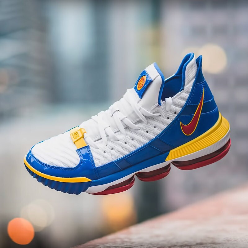 nikelebron16lbj16king耐克詹姆斯16战靴首男子篮球鞋白蓝超人 鸳鸯款