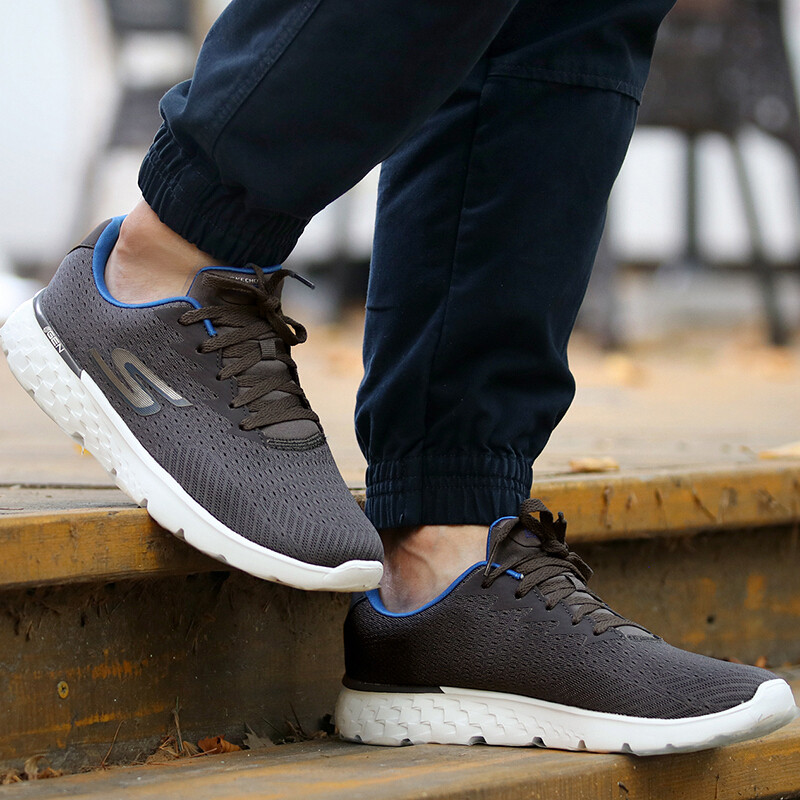 斯凯奇（SKECHERS）男鞋运动鞋春季GORUN400轻质回弹缓震透气休闲跑步鞋54354 54354-CCBL（男） 7.5（40码）