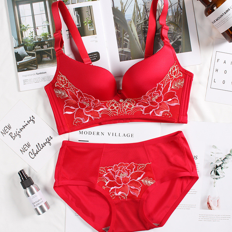 原创潮牌文胸套装女2019新款大红色结婚新娘本命年无钢圈加厚聚拢薄款