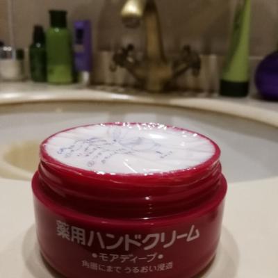 【三盒】Shiseido/资生堂尿素护手霜 100g 保湿补水滋润红罐护手霜晒单图