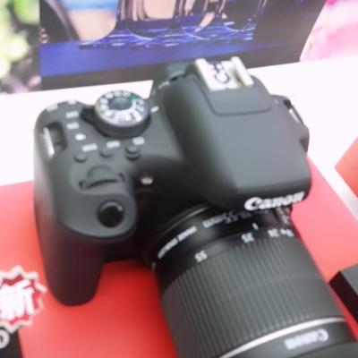 佳能(Canon) EOS 6D Mark II 数码单反套机（24-105mm f/3.5-5.6 IS STM）晒单图