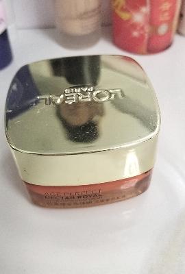 欧莱雅小蜜罐金致臻颜花蜜面霜补水滋润抗皱抗初老25ml*2轻盈保湿版油皮面霜 滋润版25ml*2晒单图