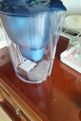 碧然德(BRITA)过滤净水器 家用滤水壶 净水壶 海洋系列3.5L蓝色一壶4芯装晒单图