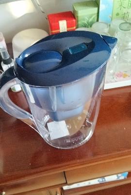 碧然德(BRITA)过滤净水器 家用滤水壶 净水壶 海洋系列3.5L蓝色一壶4芯装晒单图