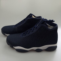 823581-401 耐克Nike Air Jordan 乔13未来编织男子篮球鞋 深蓝色 42码