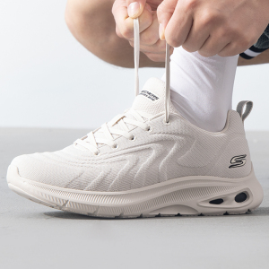 Skechers斯凯奇男鞋新款网面透气运动鞋轻便休闲鞋跑步鞋 118075-BBK ZP