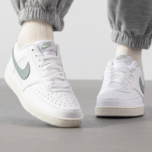 耐克(Nike)女鞋新款简版空军一号滑板鞋透气防滑轻便休闲运动鞋DH3158-602 ZP
