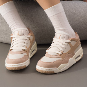 耐克(NIKE)女鞋新款时尚潮流运动鞋缓震耐磨透气轻便篮球鞋FQ7940-202 ZP