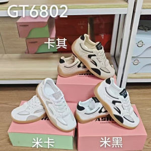 德训鞋女款2026新款透气平底休闲运动小白鞋显瘦时尚板鞋女