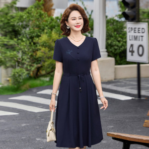 妈妈装短袖连衣裙女大码宽松中老年女士休闲长裙子夏季薄款衣服女
