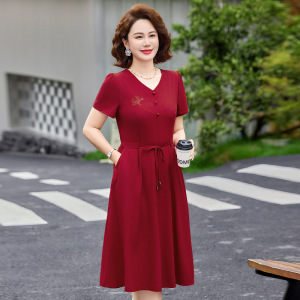 妈妈装短袖连衣裙女大码宽松中老年女士休闲长裙子夏季薄款衣服女