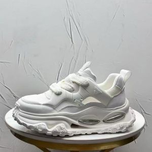 网红男鞋冬季透气网面休闲内增高老爹鞋青少年跑步减震运动鞋