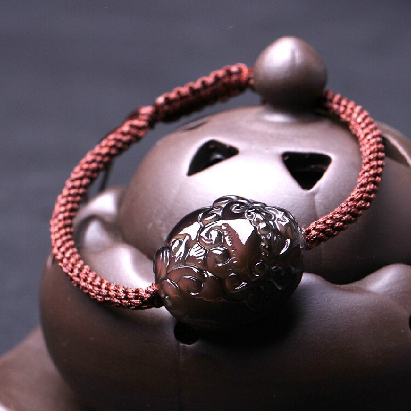 火眼貔貅(火眼貔貅附身)