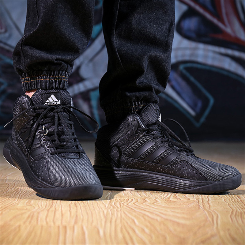 adidas/阿迪达斯 男鞋 cloudfoam 运动舒适透气团队场下篮球鞋bb9711