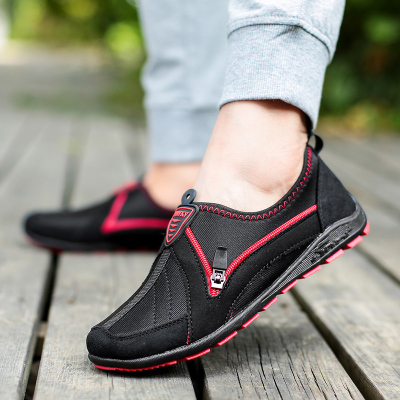 秋季新款妈妈鞋防滑软底中老年健步鞋女一脚蹬老人鞋老北京布鞋女