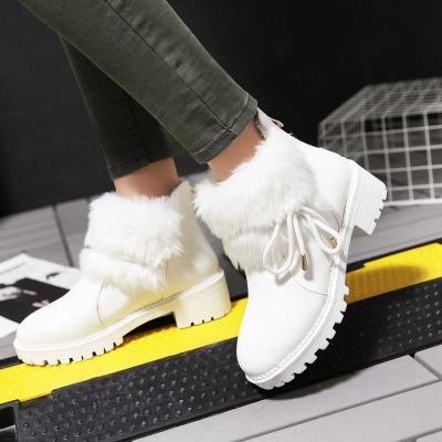 冬季靴子新款雪地靴女中跟加绒棉鞋白色学生短靴女大码41-43