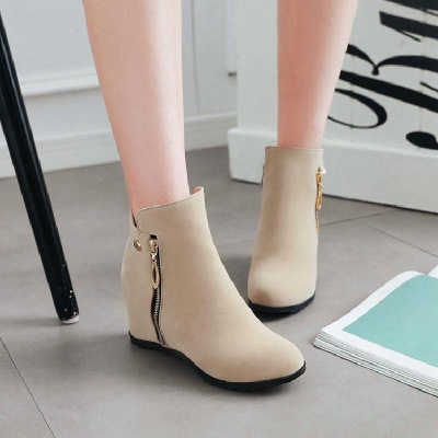 韩版潮侧拉链磨砂短靴子学生可爱圆头中跟女鞋时尚秋冬百搭马丁靴