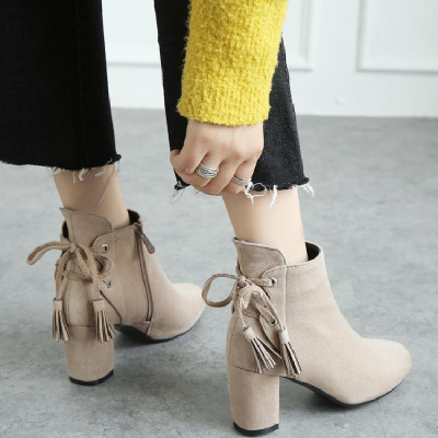 秋冬季女鞋粗跟短靴女单靴流苏靴踝靴加绒磨砂短筒马丁靴大码女鞋