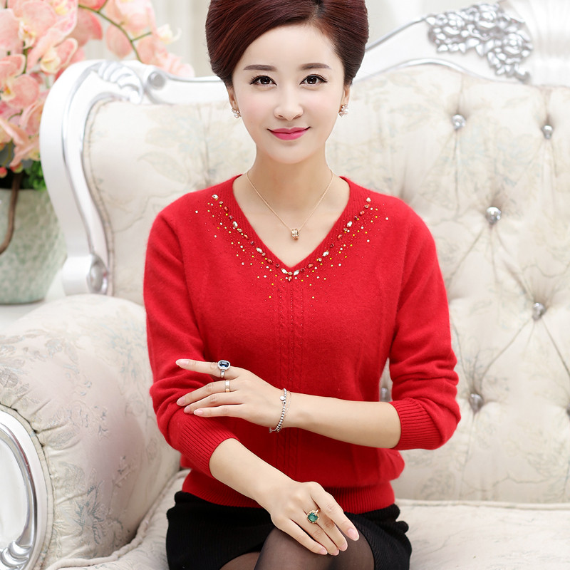 秋冬中老年女装羊绒衫v领短款宽松大码针织羊毛衫中年妈妈装上衣