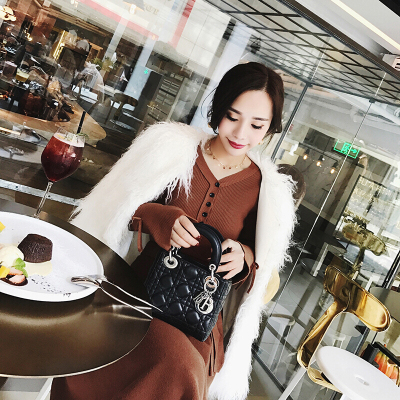 旗下董小姐秋冬新款气质名媛韩版白色宽松仿羊羔毛皮草短款外套女 白色 均码