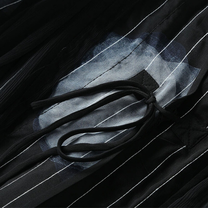 新款女装桑蚕丝长款衬衫设计条纹印花真丝外披开衫女黑色