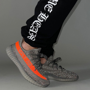 [限量]阿迪达斯adidas男士椰子Yeezy Boost 350 V2系列运动时尚 简约百搭 轻质舒适男士跑步鞋