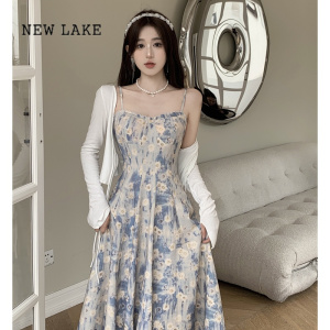 NEW LAKE大码女装微胖蓝色油画碎花法式小众连衣裙女裙子胖mm遮肚显瘦长裙