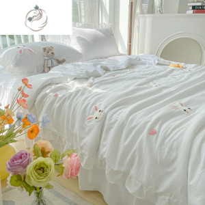 舒适主义2023新款春秋刺绣床上用品三四件套被套床单床罩纯色水洗棉床裙款