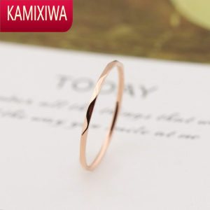 KAMIXIWA水波纹素圈细戒指女时尚个性小众设计网红钛钢玫瑰金尾戒小指潮人